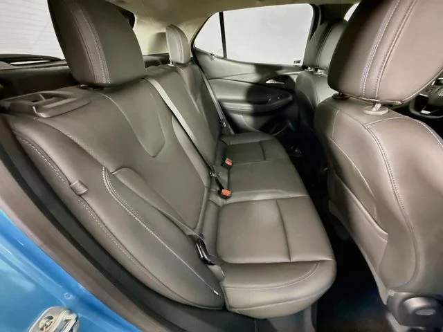 Used 2025 Blue Buick Sport Touring image 25