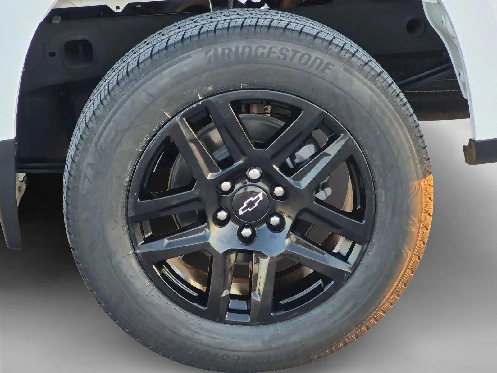 Used 2023 Summit White Chevrolet RST image 23
