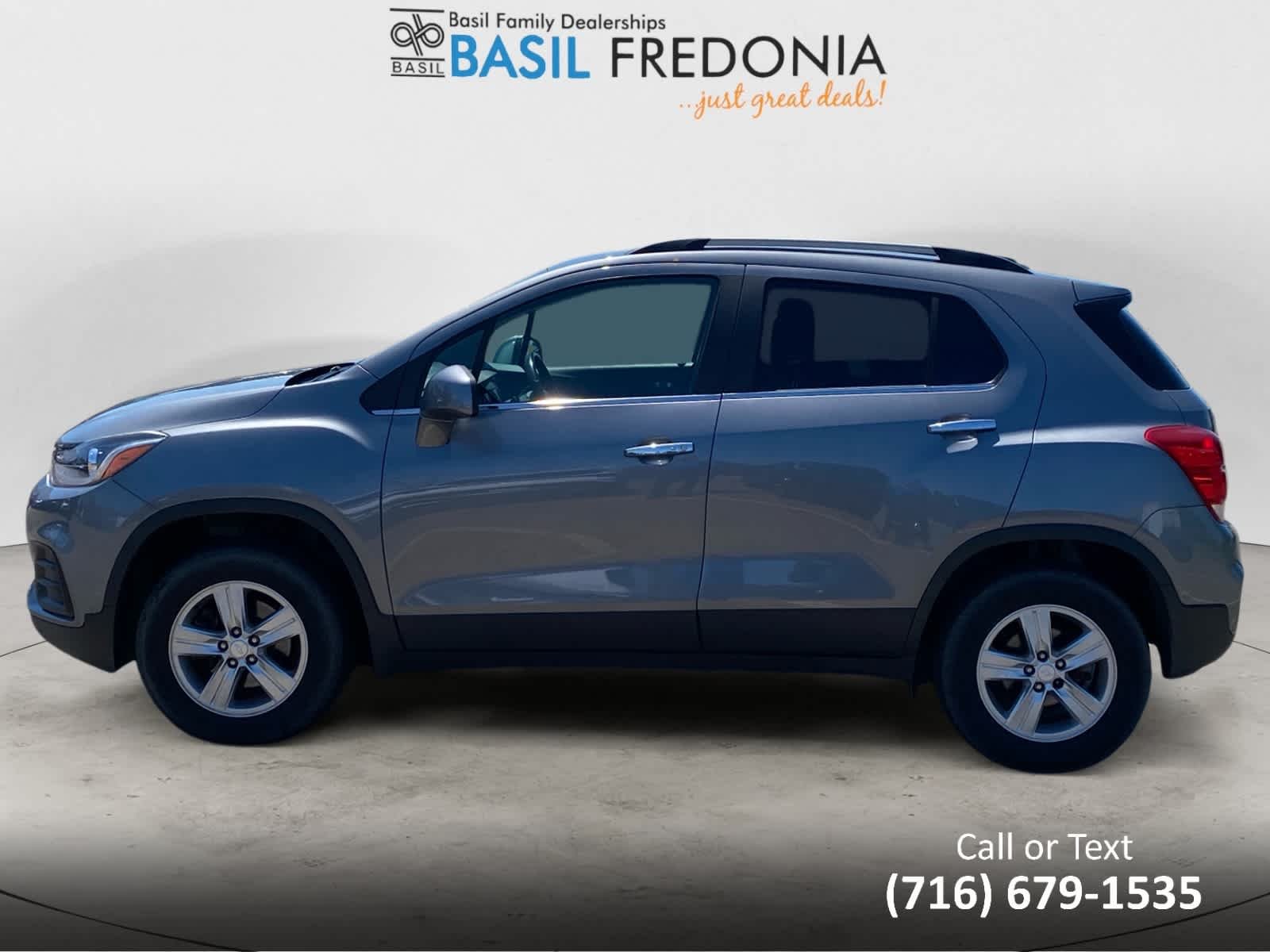 Used 2020 SATIN STEEL METALLIC Chevrolet LT image 2