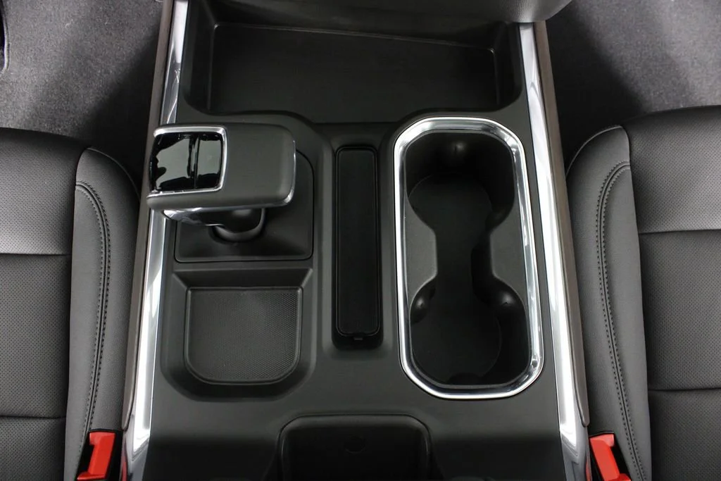 2026 GMC Sierra 1500 SLT - Photo 27