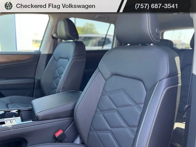 New 2026 White Volkswagen 2.0T SE w/Technology image 20