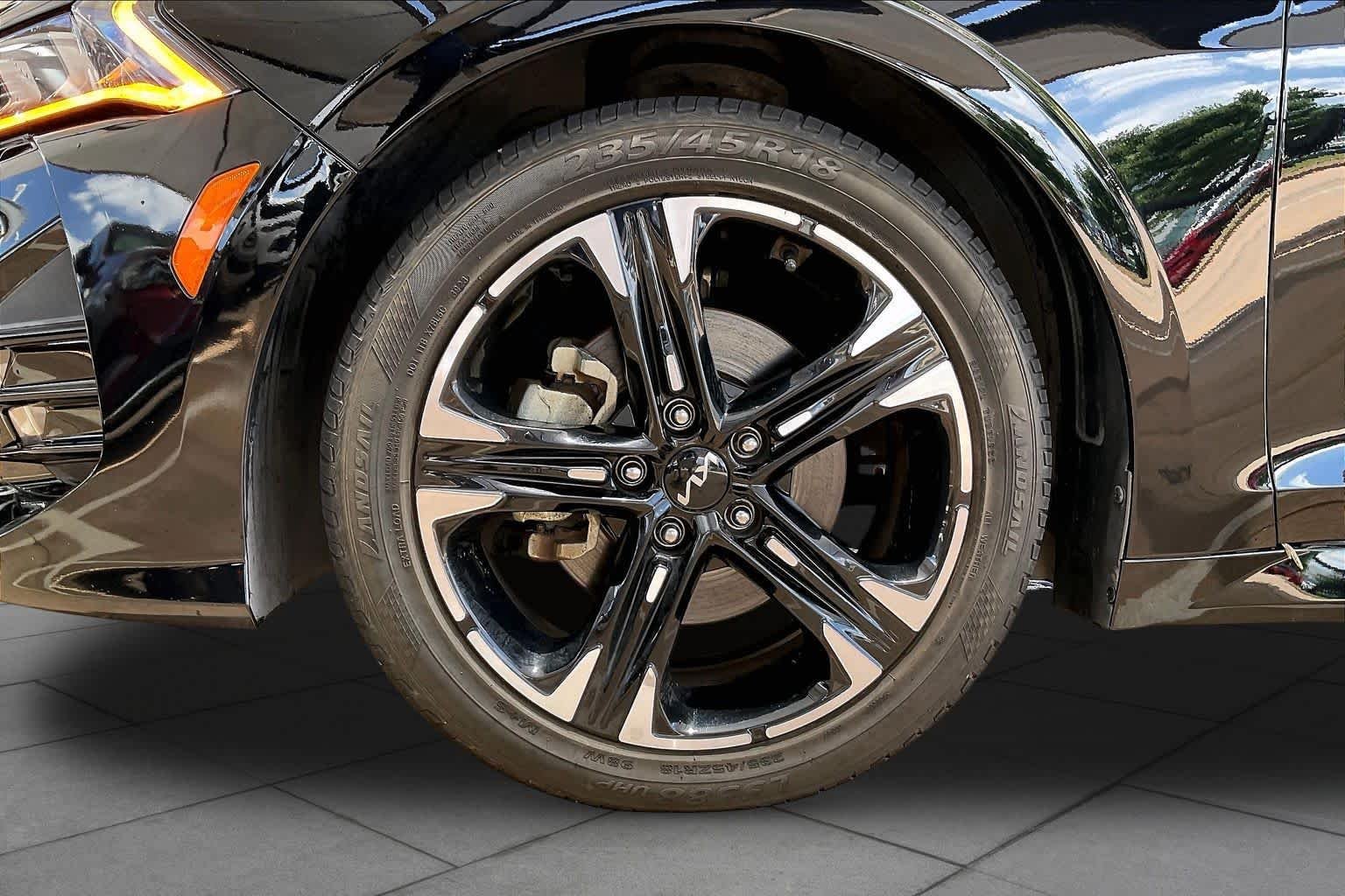 Used 2022 Ebony Black Kia GT-Line image 10