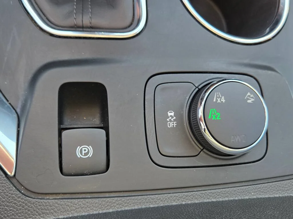 Used 2020 Black Chevrolet LS image 26
