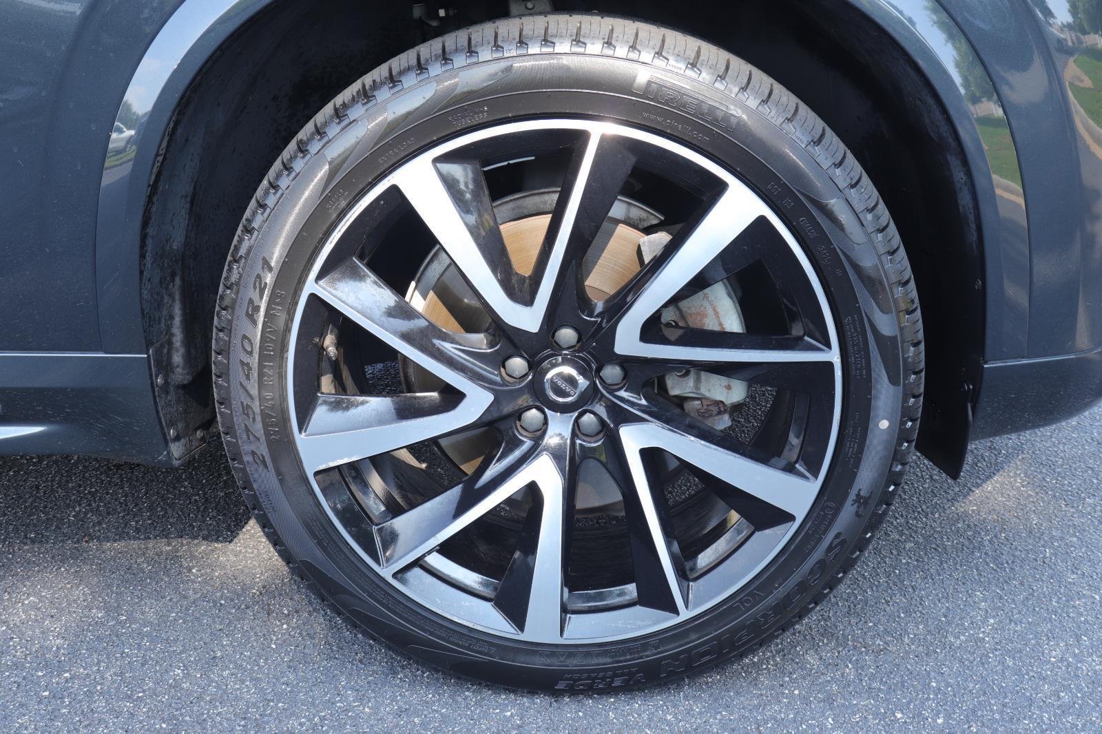 Used 2022 Savile Grey Metallic Volvo Momentum image 45