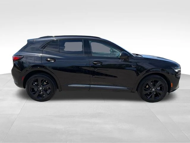 Used 2023 Black Buick Essence image 8
