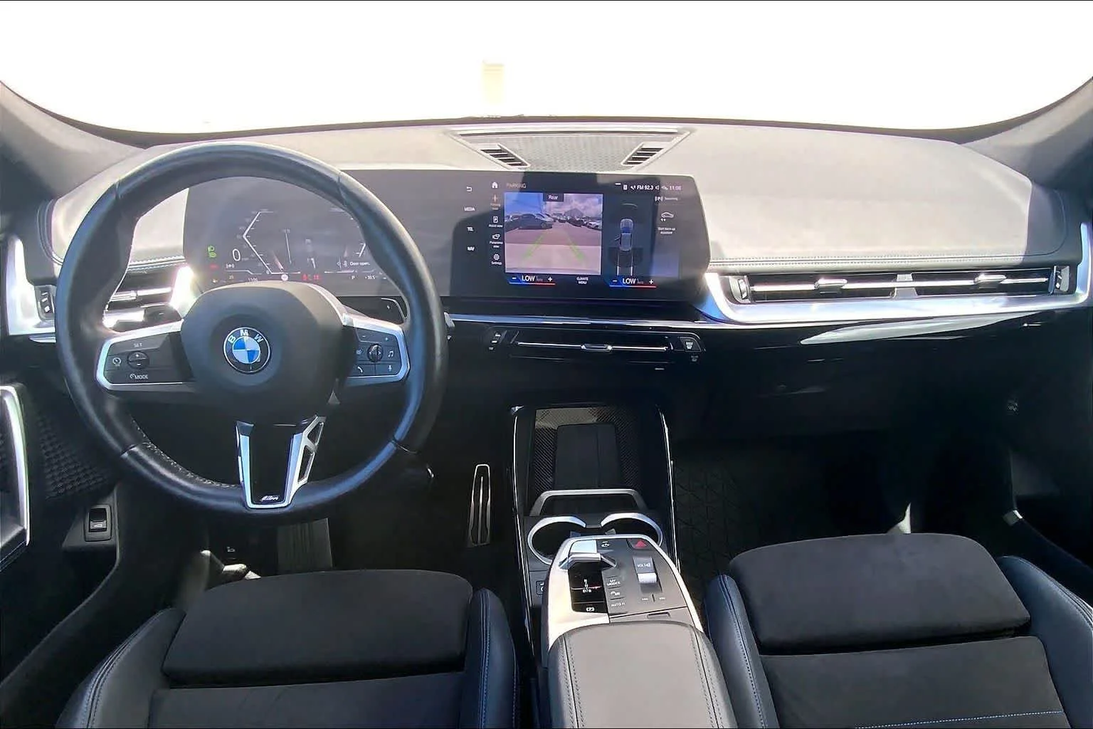 Used 2023 Sil/silver BMW xDrive28i image 10