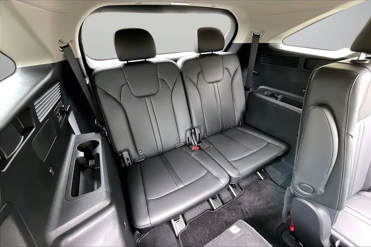 Used 2023 Gray Kia SX image 27