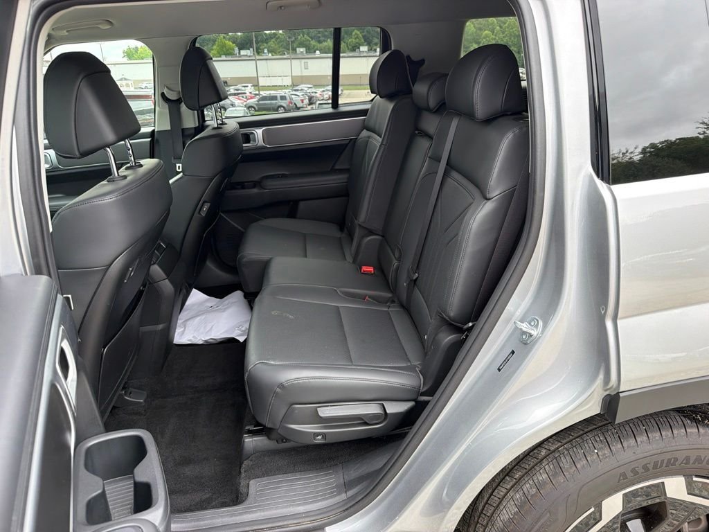 Used 2026 Silver Hyundai SEL image 6