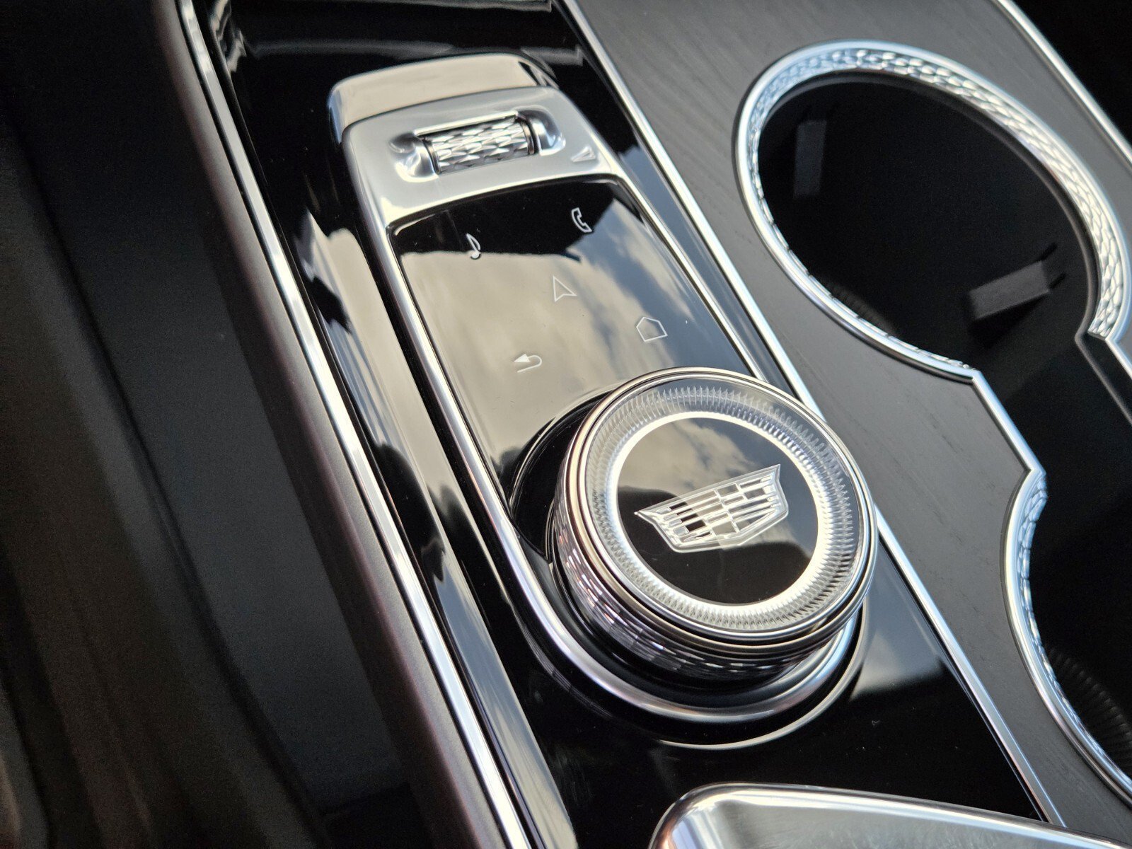 2027 Cadillac LYRIQ Signature Sport - Photo 27