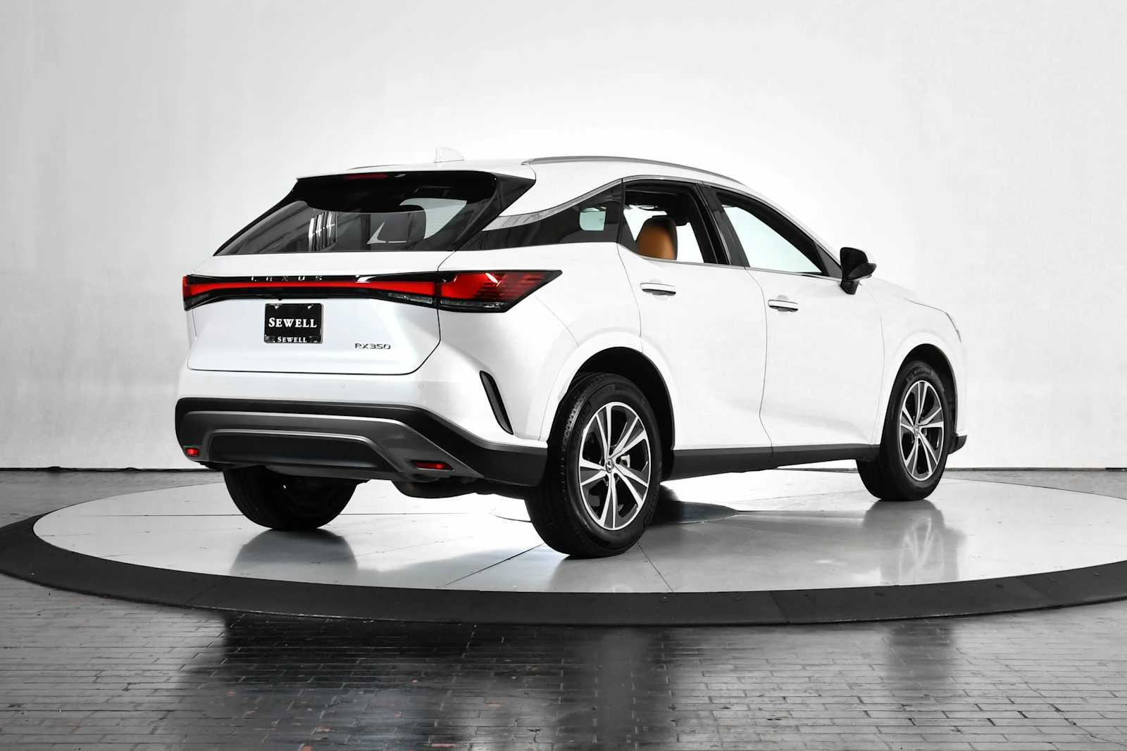 Used 2025 Eminent White Pearl Lexus Premium image 7