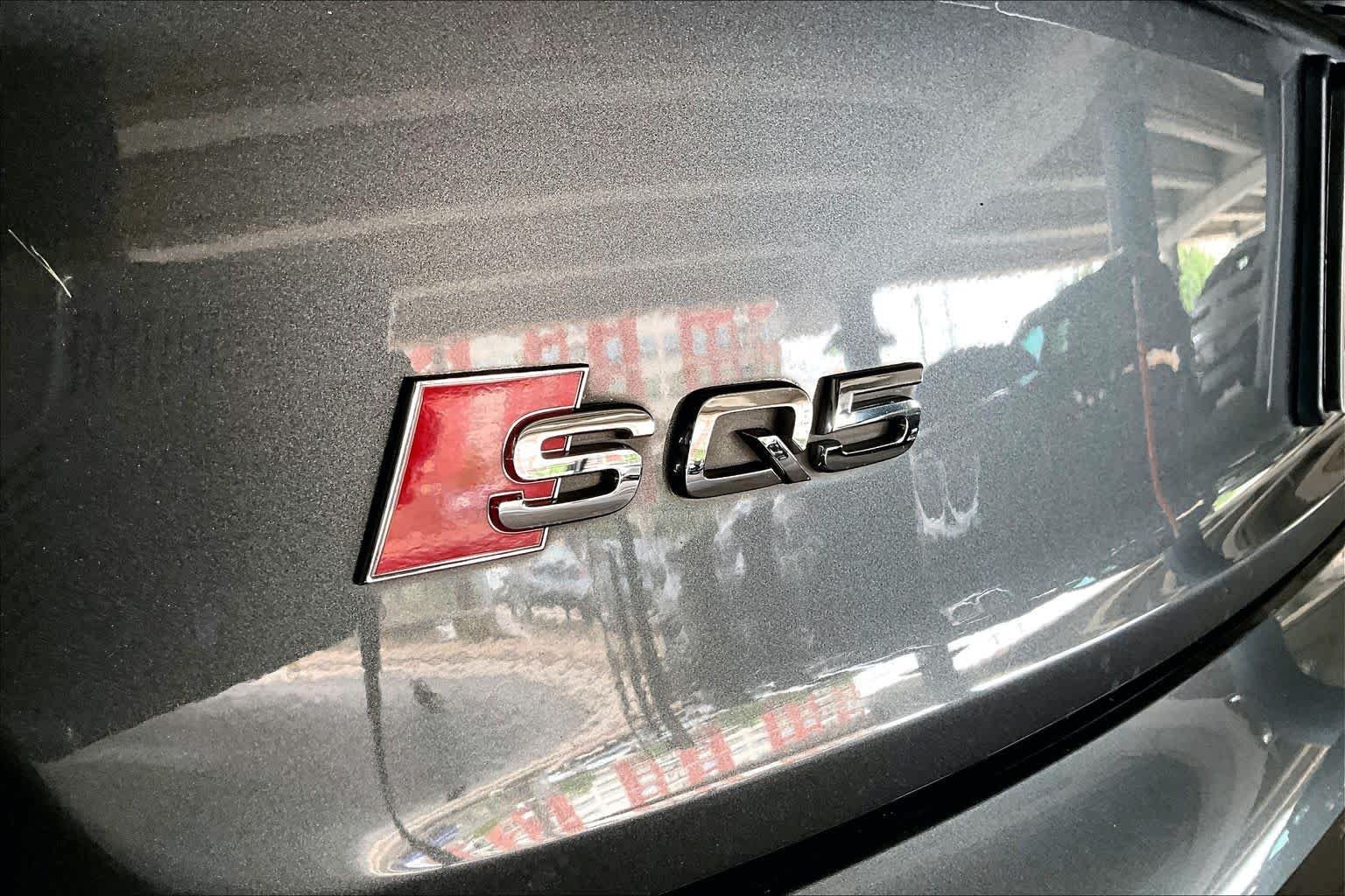 Used 2018 Daytona Gray Pearl Effect Audi Prestige image 9