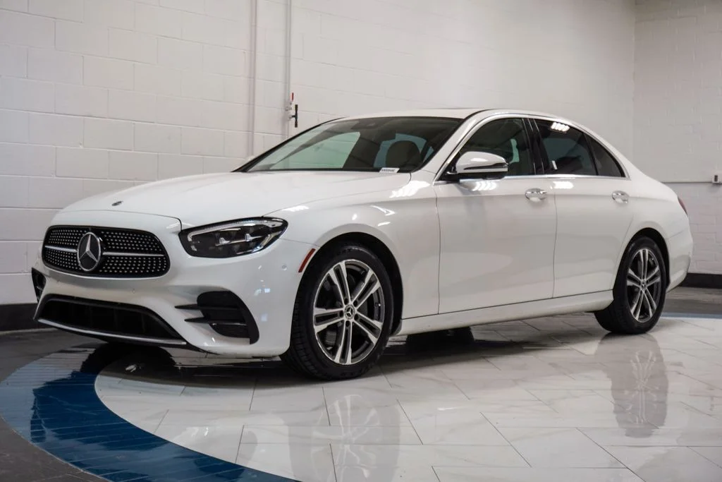 Used 2022 White Mercedes-Benz E 350 image 4