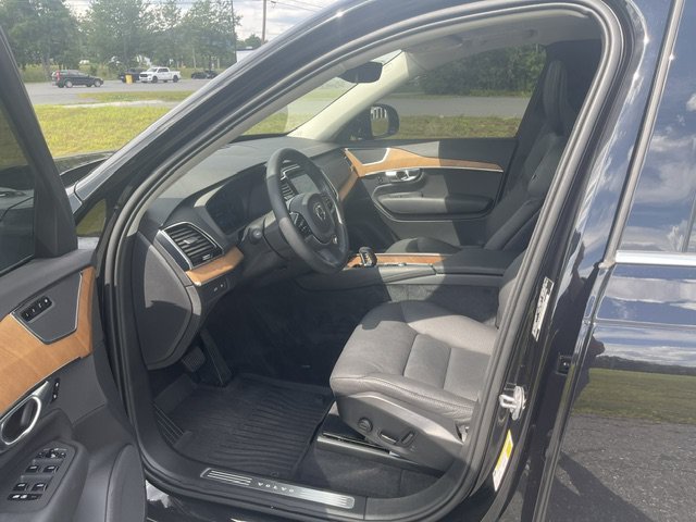 Used 2025 Black Volvo Plus image 18