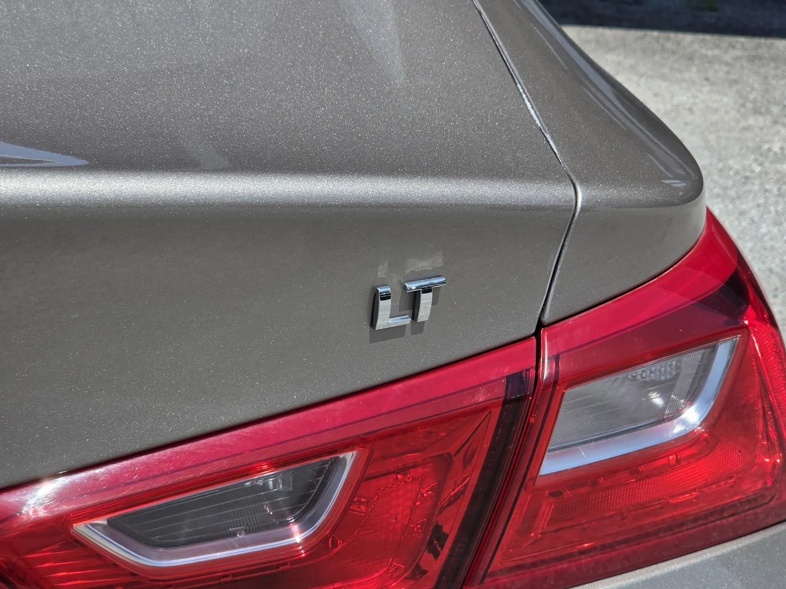 Used 2024 Mineral Gray Metallic Chevrolet LT image 6