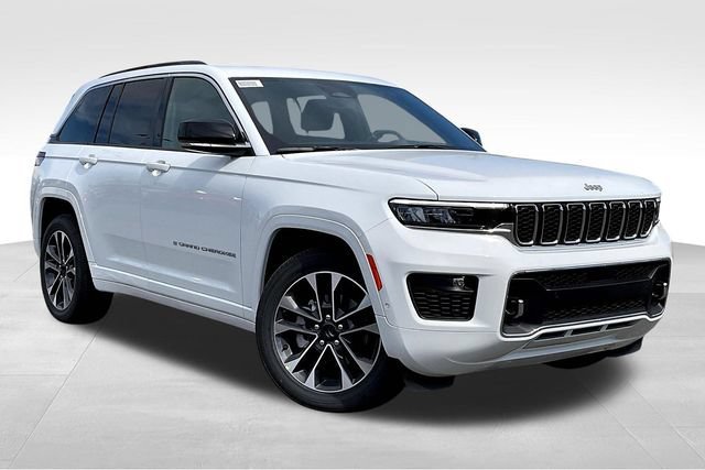 New 2025 Bright White Clear-Coat Exterior Paint Jeep Overland image 1