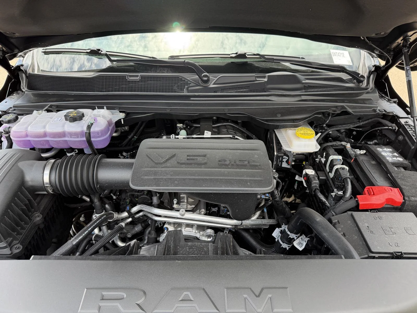 New 2026 Diamond Black Crystal Pearl-Coat Exterior Paint RAM Express image 23