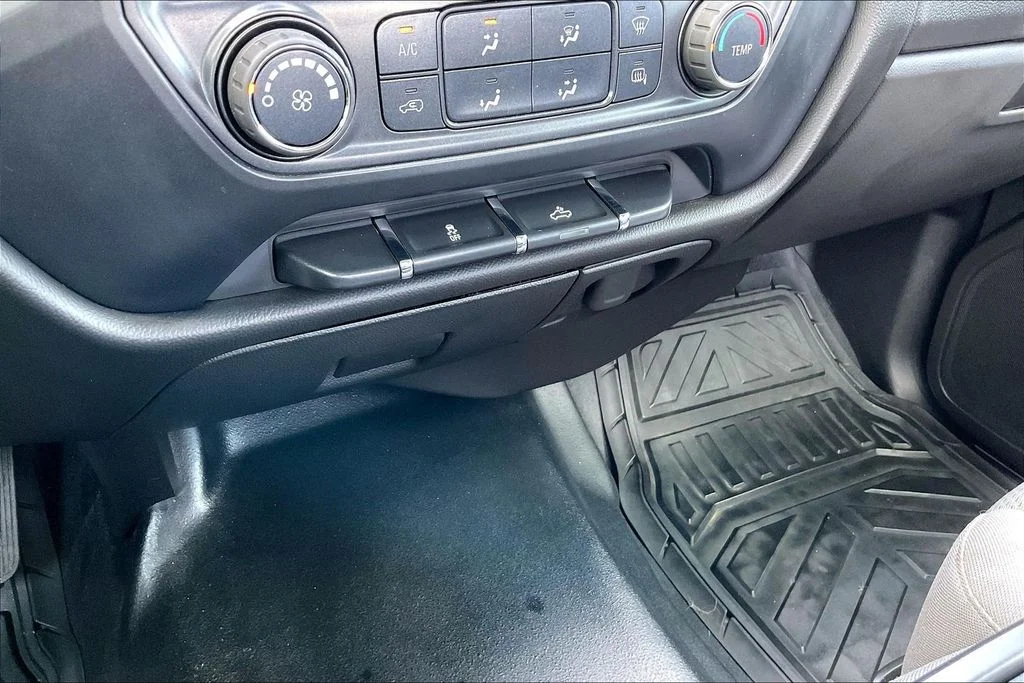 Used 2016 Blue Chevrolet LS image 21
