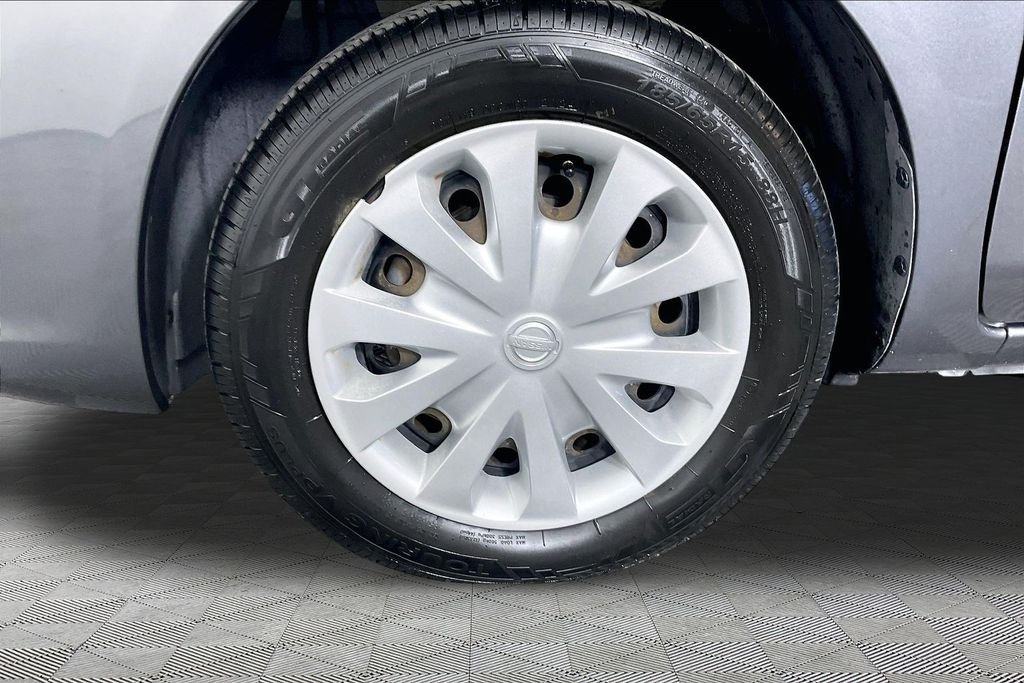 2017 Nissan Versa Sedan SV - Photo 28