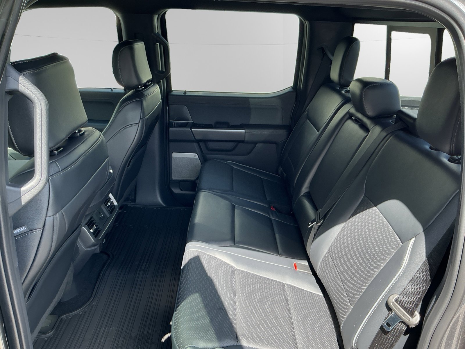 New 2026 Carbonized Gray Metallic Ford Lariat® image 13