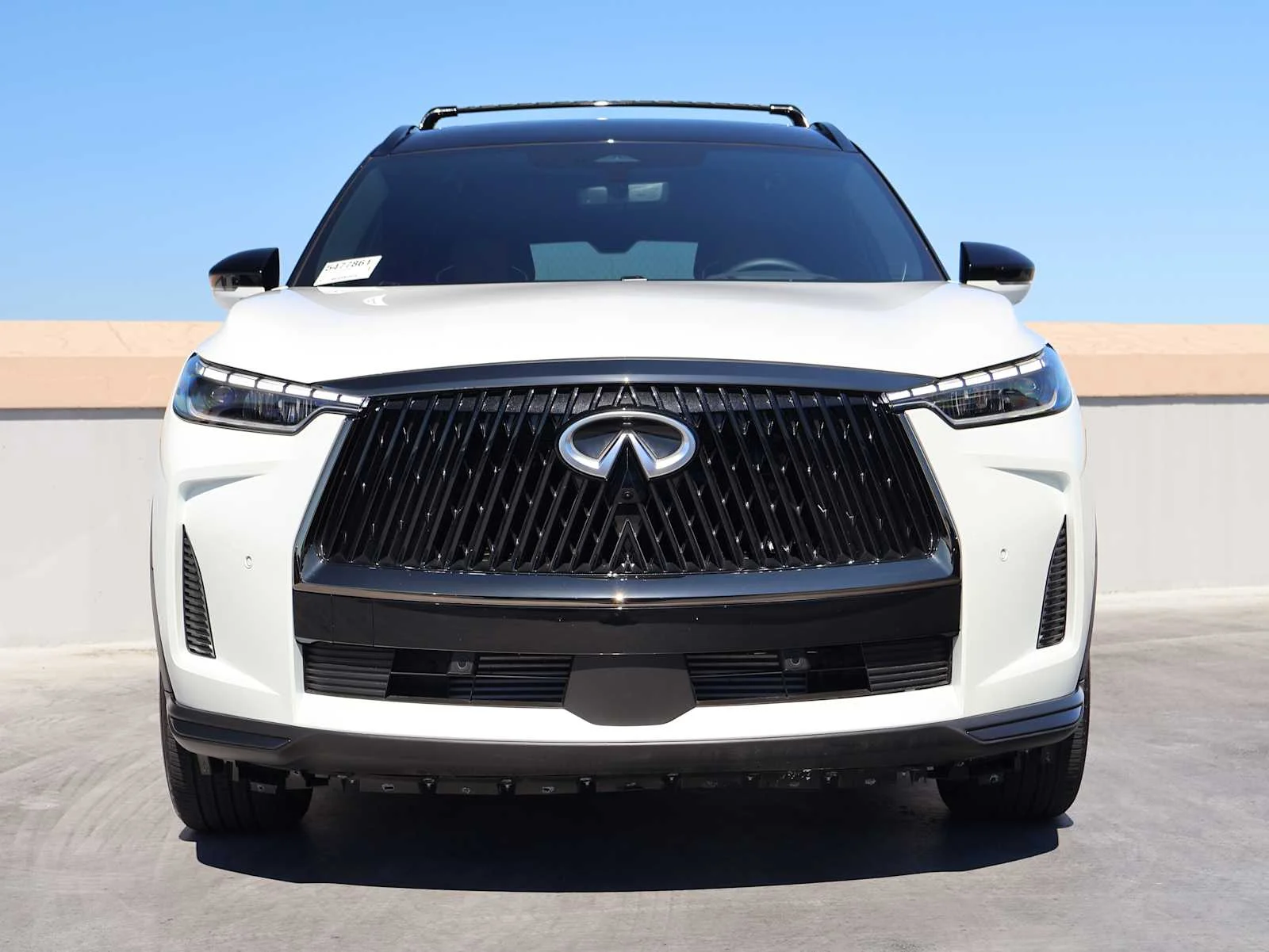 Certified Used 2026 Radiant White/Black Obsidian INFINITI AUTOGRAPH image 2