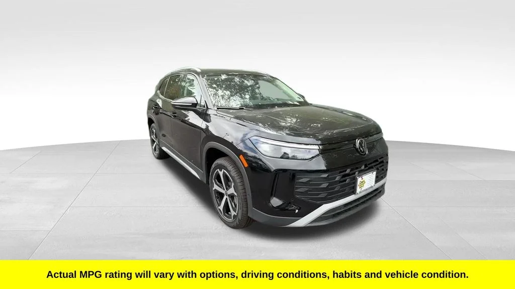 New 2026 Deep Black Pearl Volkswagen SE image 9