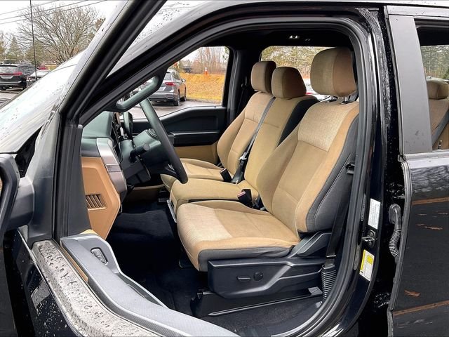 Used 2023 Black Ford XLT image 10