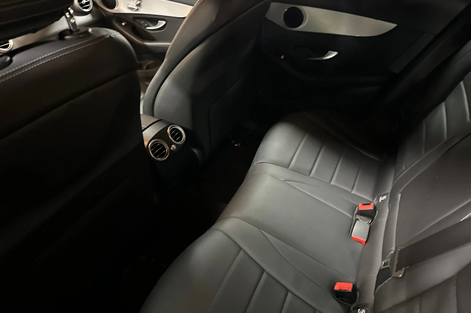 Used 2022 Black Mercedes-Benz GLC 300 4MATIC® SUV image 11
