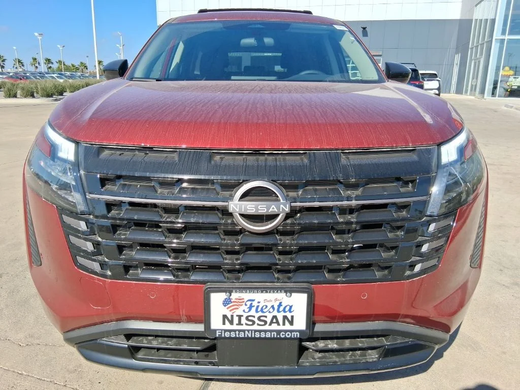 2026 Nissan Pathfinder SV - Photo 2