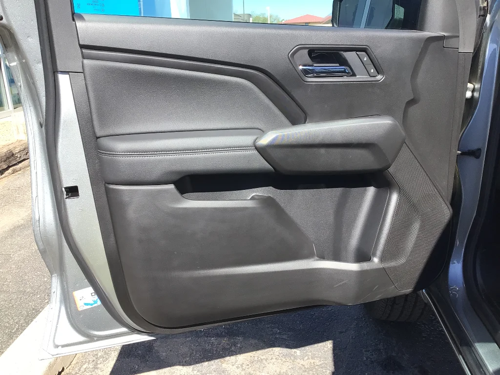 2026 Chevrolet Colorado LT - Photo 11