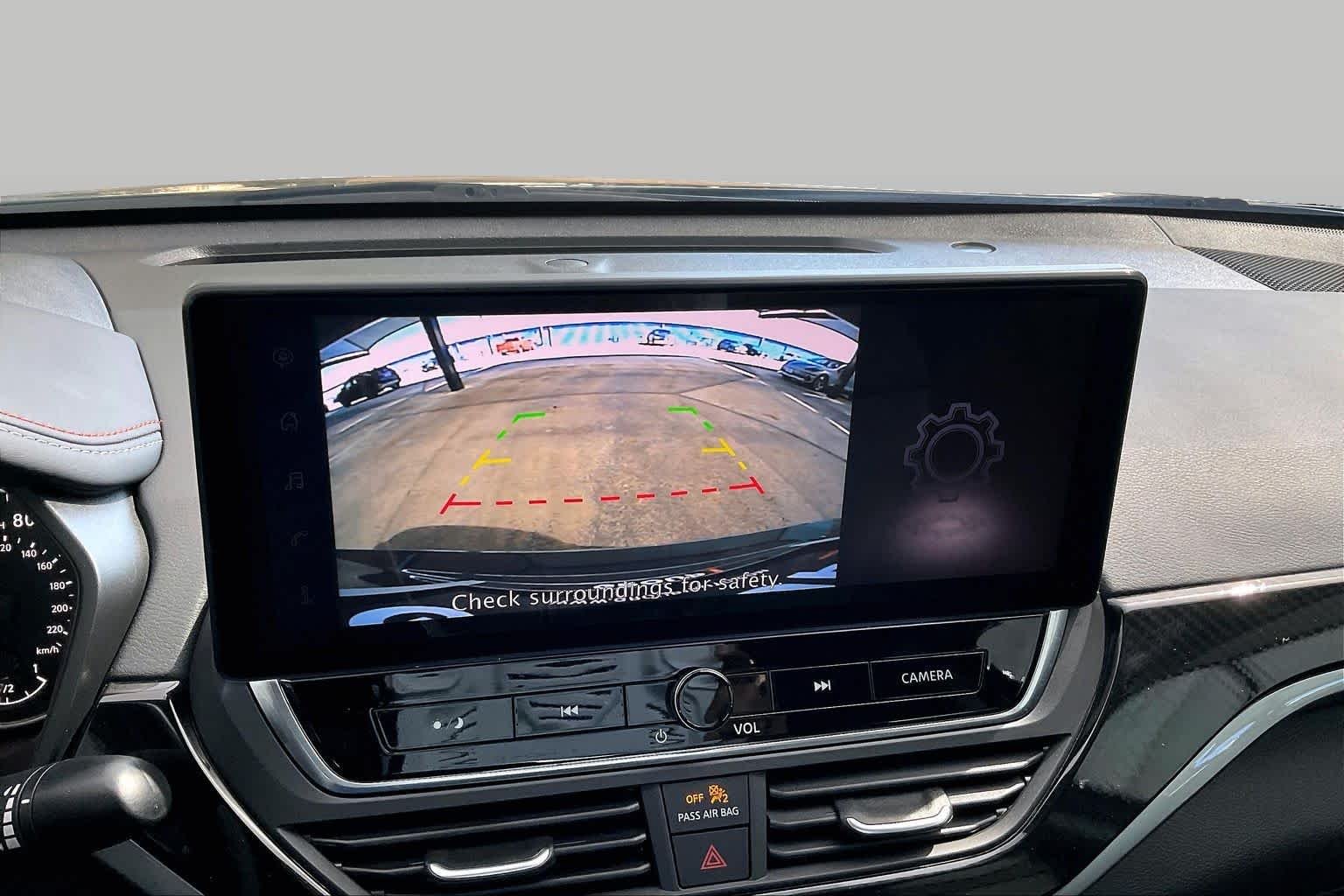 2025 Nissan Altima SR - Photo 29