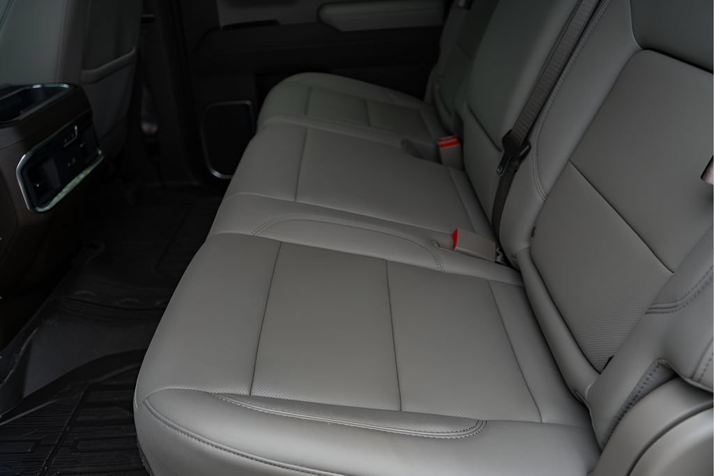 2026 GMC Sierra 1500 SLT - Photo 22