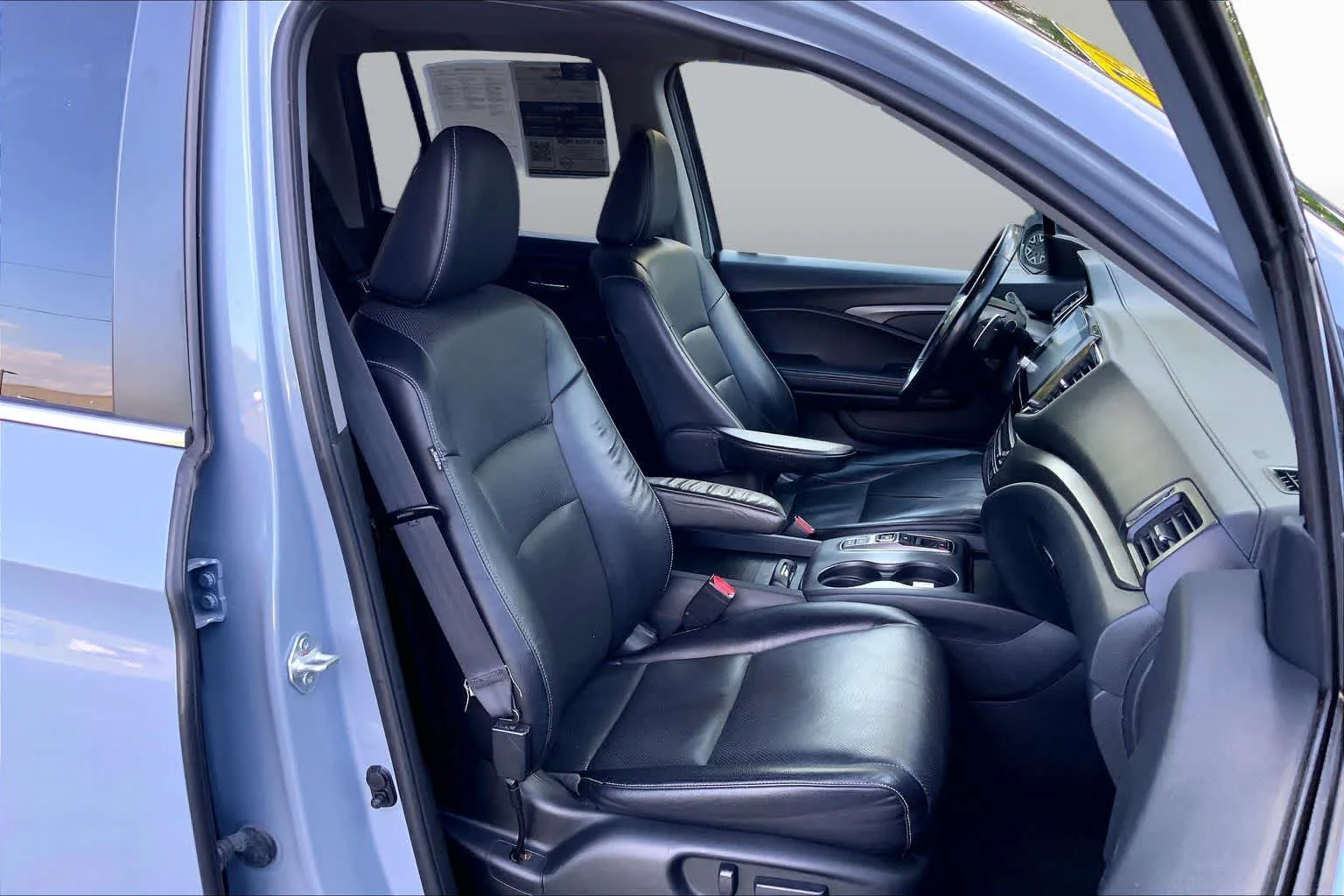 Certified Used 2023 Sonic Gray Pearl Honda RTL image 8