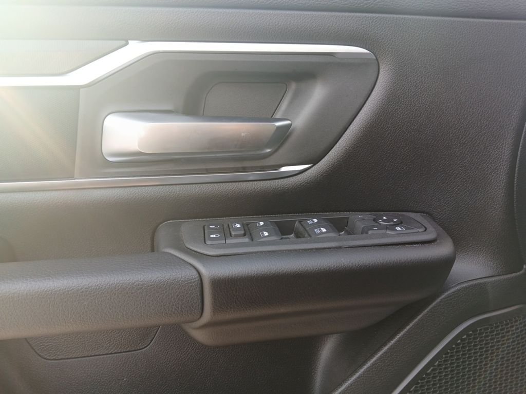 2025 RAM 1500 Big Horn/Lone Star - Photo 11