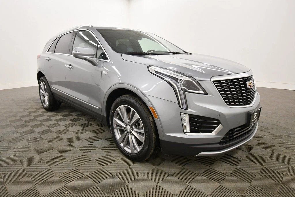 Used 2024 Silver Cadillac Premium Luxury image 10