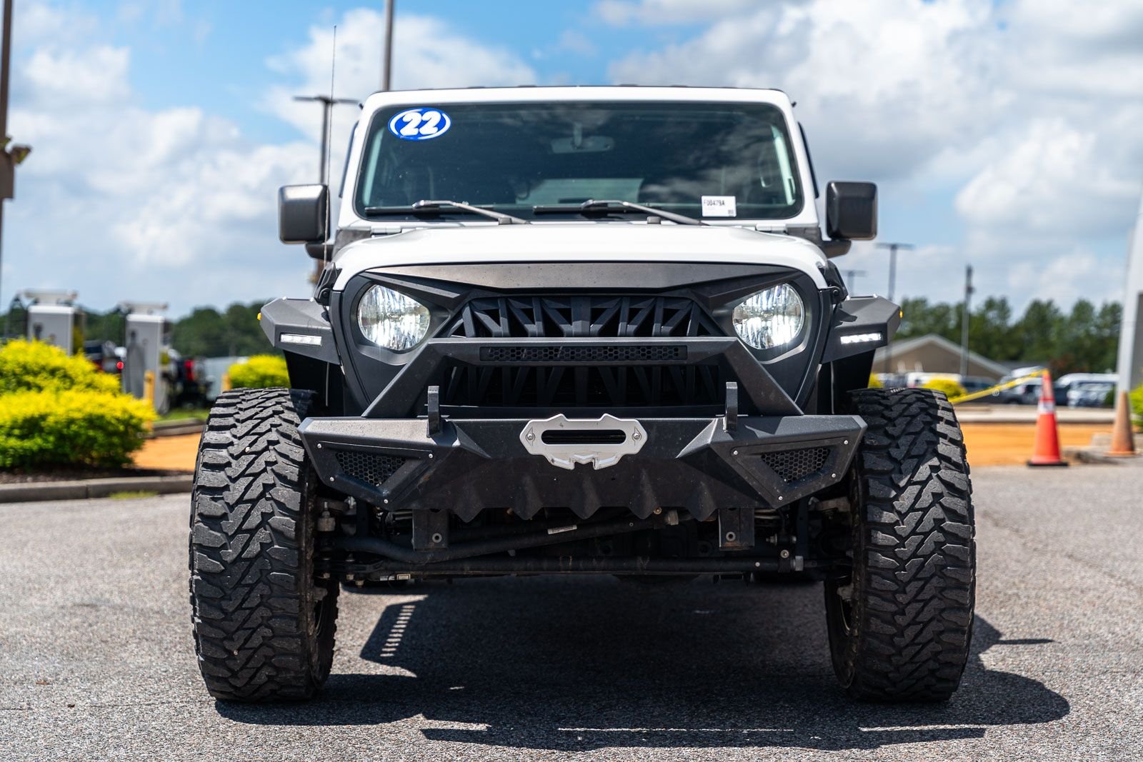 Used 2022 White Jeep Unlimited Sport Altitude image 3