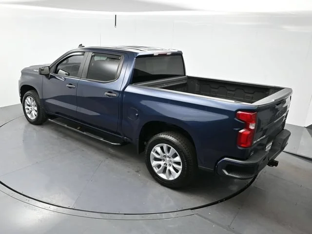 Used 2020 NORTHSKY BLUE METALLIC Chevrolet Custom image 31