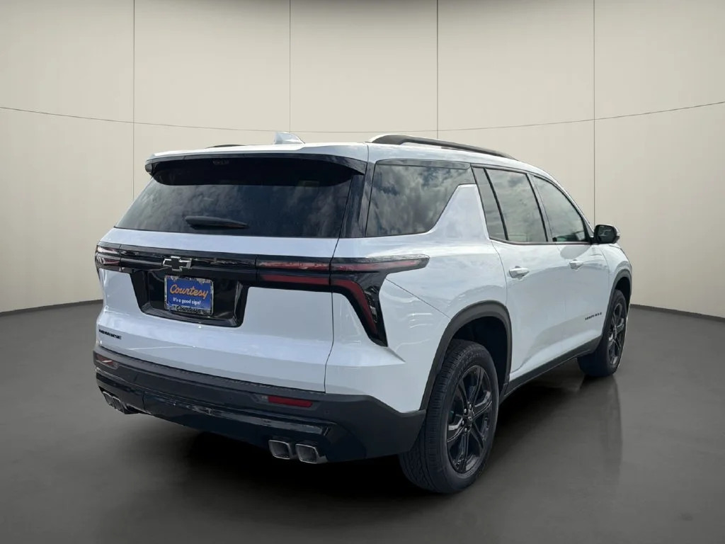 New 2027 Summit White Chevrolet LT image 7