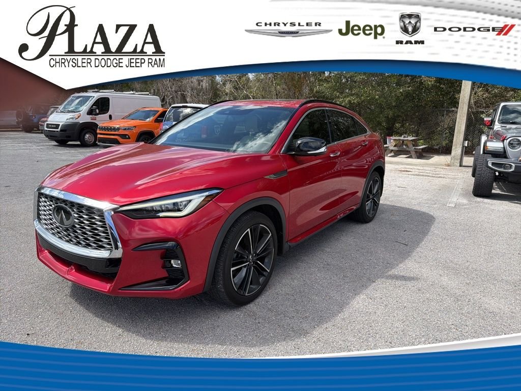 2023 INFINITI QX55 Essential