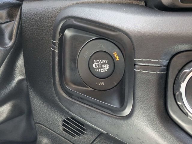 2025 Jeep Wrangler 4-Door Sahara - Photo 28
