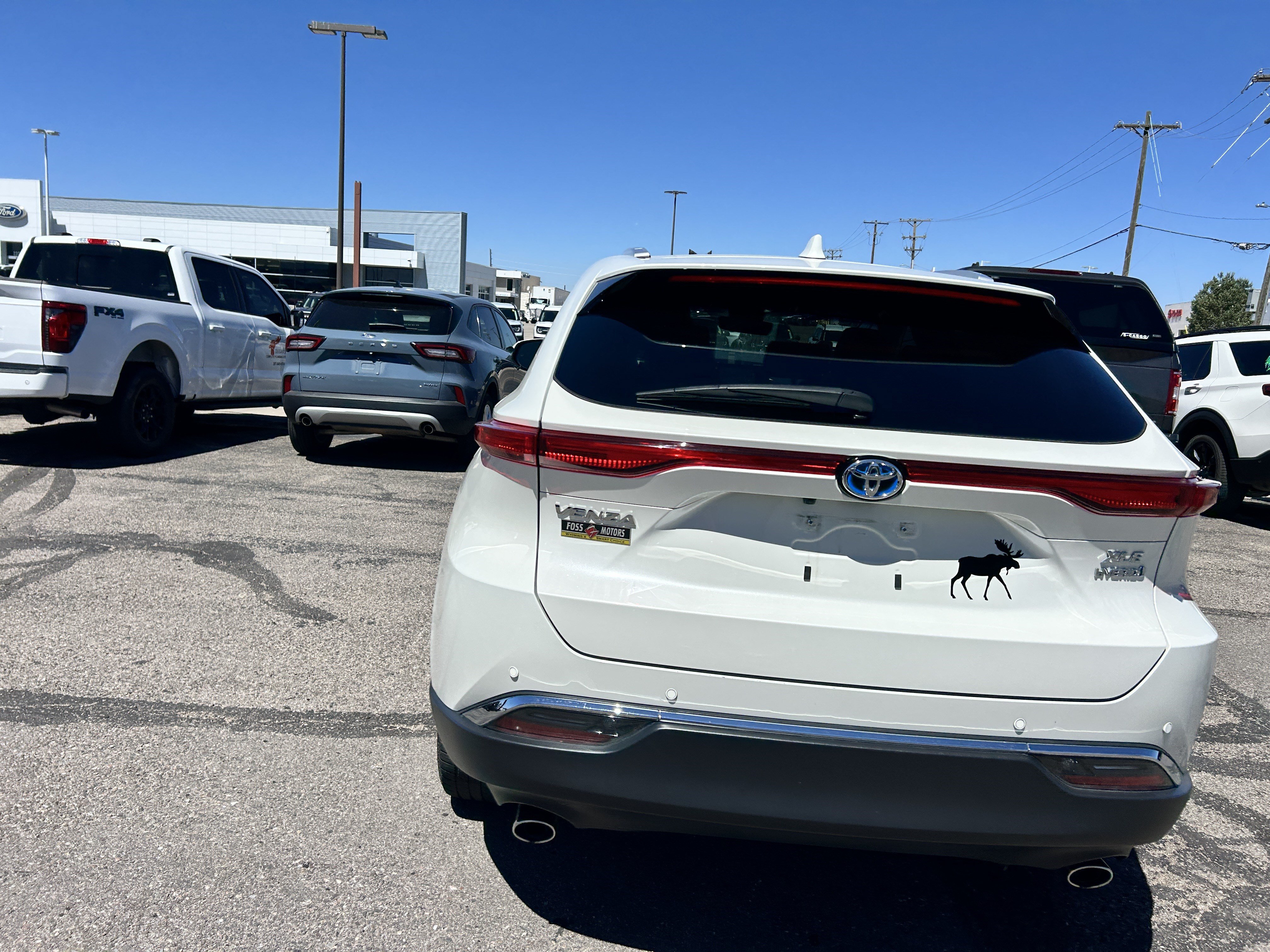 Used 2021 Blizzard Pearl Toyota LE image 4