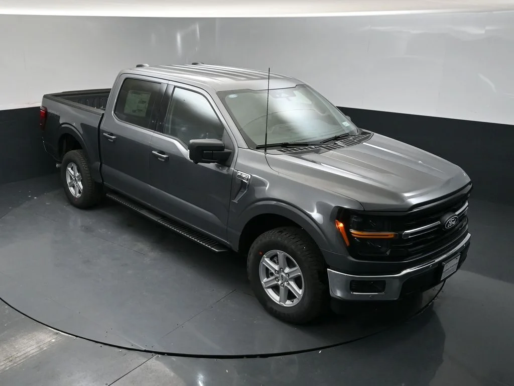 New 2026 Gray Ford XLT image 36