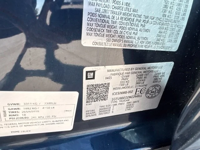 Used 2021 Pacific Blue Metallic GMC SLE image 20
