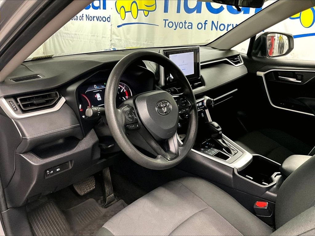 Used 2025 Silver Toyota XLE image 8