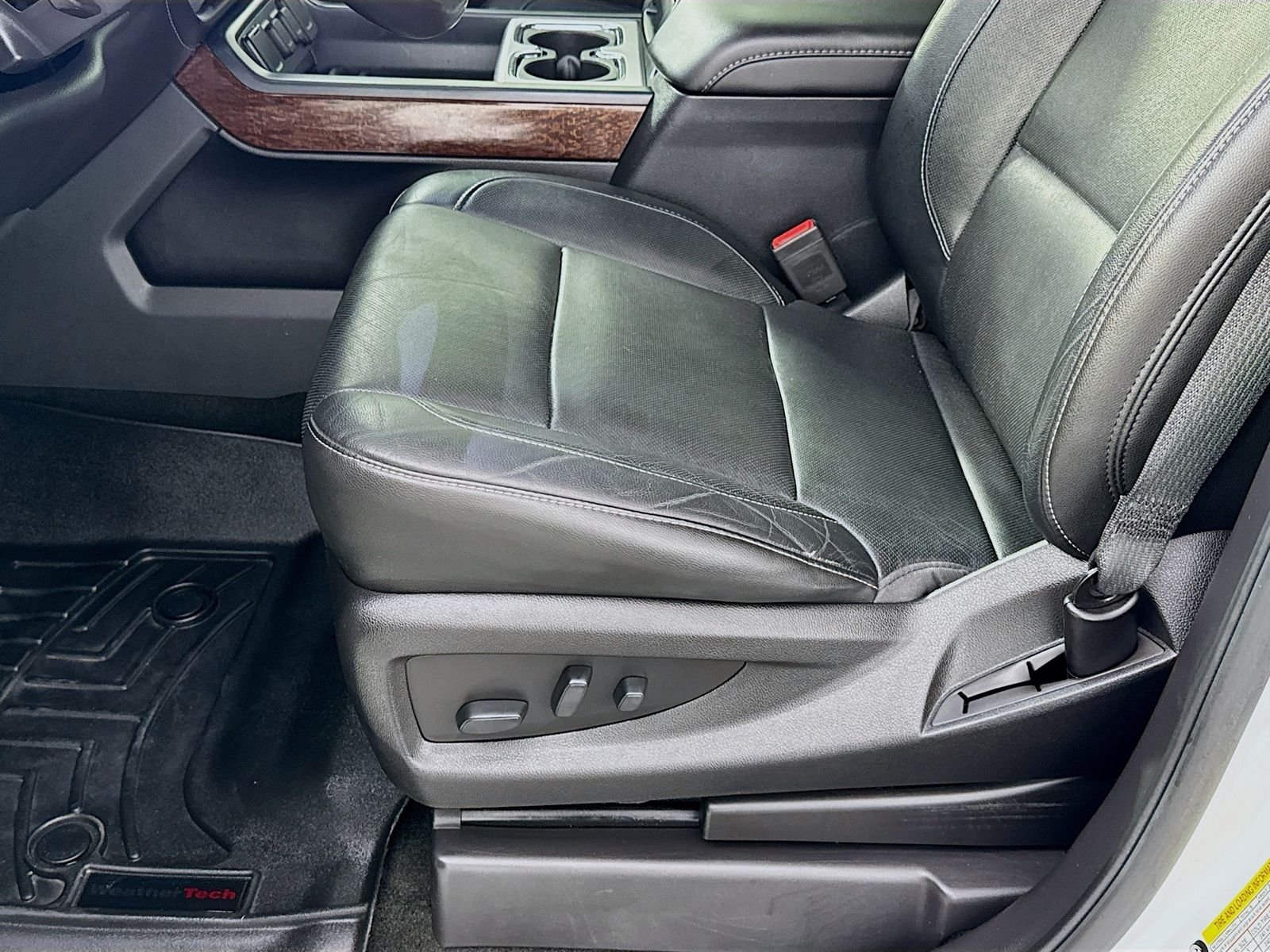 Used 2018 White GMC SLT image 13