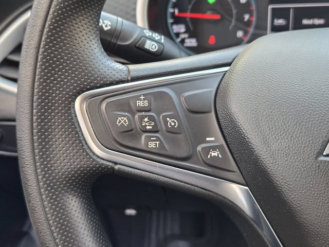 Used 2024 Summit White Chevrolet 1LT image 25