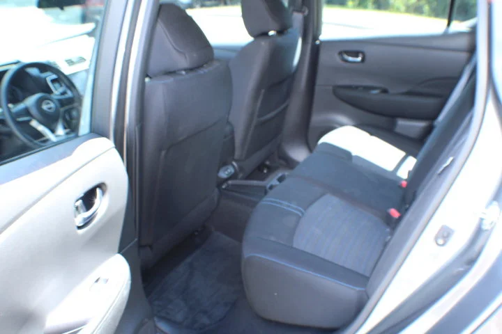 Used 2024 Gray Nissan S image 13