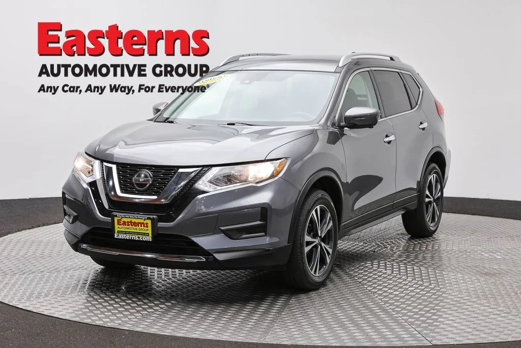 Used 2020 Gray Nissan SV image 1