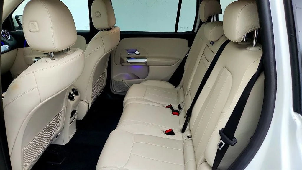 Used 2023 Polar White Mercedes-Benz GLB 250 4MATIC® SUV w/ Premium Package & Panorama Roof image 19