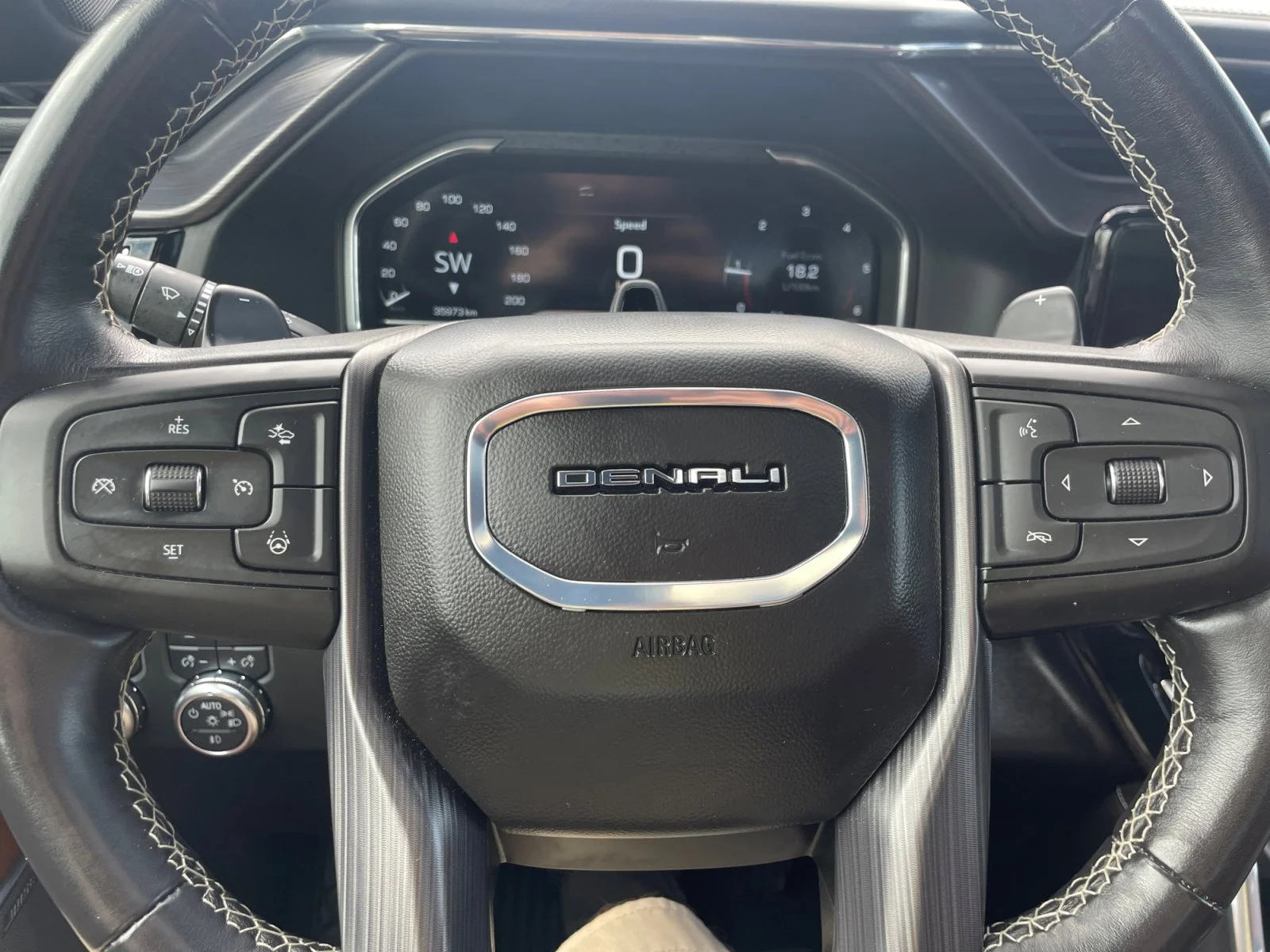 Used 2024 Gray GMC Denali Ultimate Crew Cab image 22