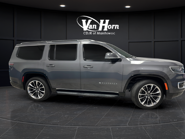 Used 2022 Baltic Gray Metallic Clearcoat Jeep Series II image 8